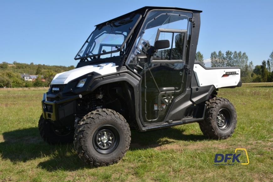 HONDA Pioneer