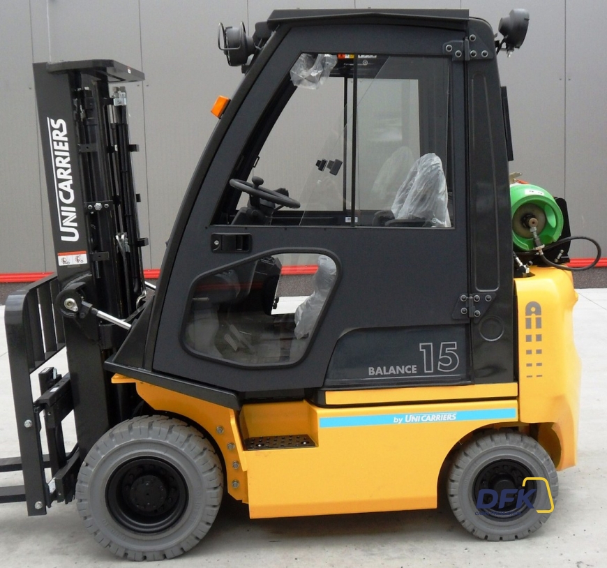 Nissan — Atlet DX/DL/GL 15, 18