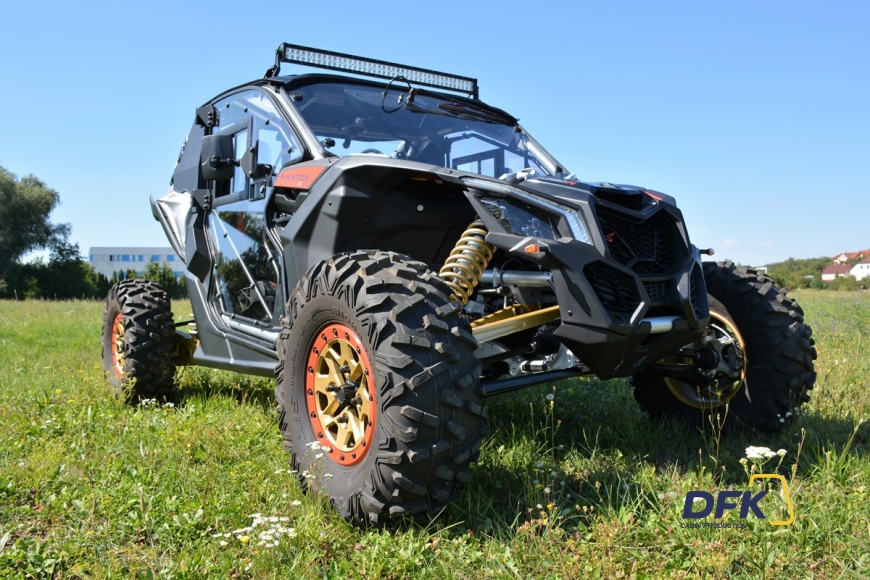 CAN-AM MAVERICK X3