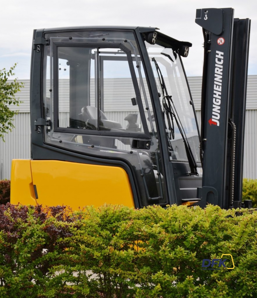 Jungheinrich EFG 216k-318k