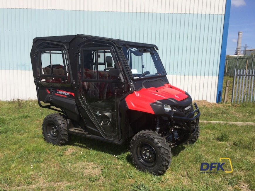 HONDA Pioneer 700